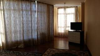 Апартаменты Apartment in heart of Astana Нур-Султан Стандартные апартаменты-2