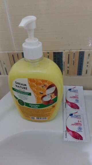 Апартаменты Apartment in heart of Astana Нур-Султан Апартаменты с балконом-9